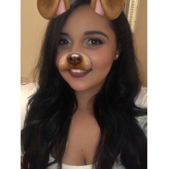 Meet your Posher, Mikayla - Picture 3 of 3